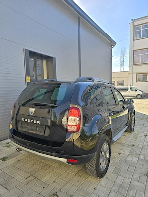 Dacia Duster 4x4 1.5 dCi full option piele navi Climă Euro 6 160.000 km impecabilă  - imagine 3