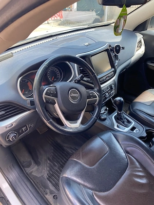 Jeep cherokee an fabricație 2015 - imagine 2