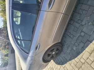 Vad Mercedes-Benz w211 2.2 d an 2004