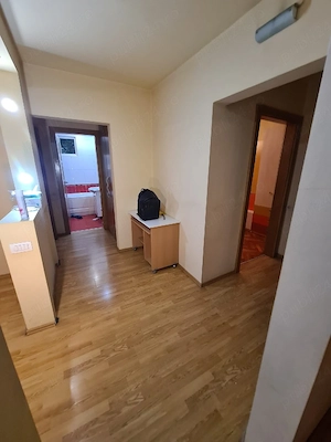  Dau in chirie apartament 3 camere situat in centru pe strada general gheorghe magheru nr 5 - imagine 7