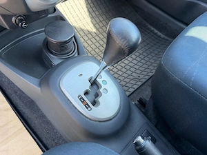 Toyota yaris an 2008 pret 4300 euro automata - imagine 5