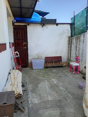 De vânzare - apartament cu 3 camere și curte - imagine 10