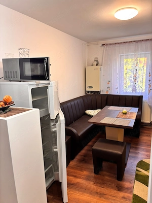 Vând apartament 4 camere decomandat, 79 mp, etaj 3 4   Lupeni, Bărbăteni - imagine 3