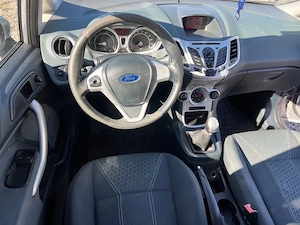 Ford Fiesta 1.3i 82cp 2011 EURO 5 - imagine 7