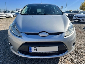 Ford Fiesta 1.3i 82cp 2011 EURO 5 - imagine 5