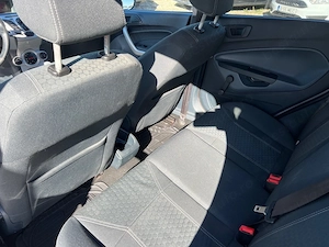 Ford Fiesta 1.3i 82cp 2011 EURO 5 - imagine 19