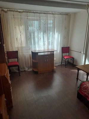 Închiriez garsonieră zona Nord - imagine 5