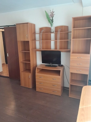 Închiriez garsonieră zona Nord - imagine 3