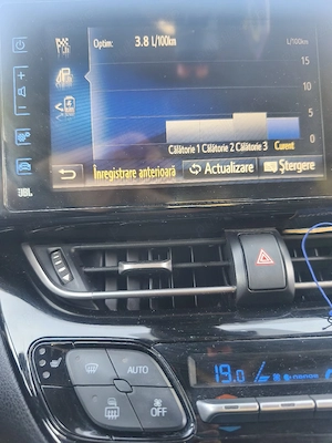 Toyota CHR 1.8 automat hibrid. - imagine 9