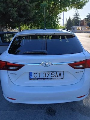 Vand Toyota Avensis - imagine 4