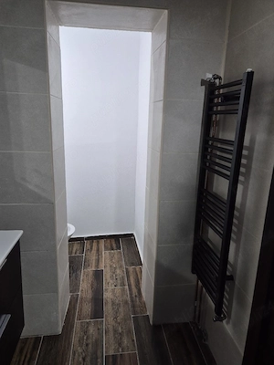 De vânzare apartament 3 camere  - imagine 9