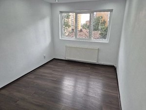 De vânzare apartament 3 camere  - imagine 7