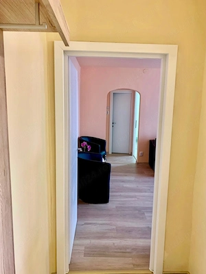 Proprietar vand apartament cu 2 camere zona Sagului - imagine 2