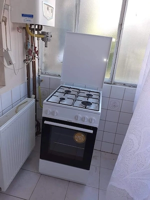 Aradului, 2 camere,  2 băi , CENTRALĂ PROPRIE  - imagine 5