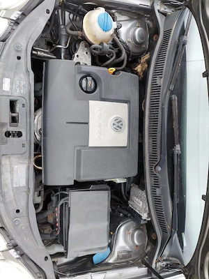 Volkswagen Polo 1.2 benzină.   - imagine 10