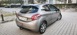 Peugeot 208 diesel automat - imagine 3