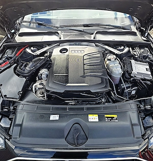 AUDI  A4 An - 2022 - 2.0 TDI 204 CP Quattro S tronic Mild-Hibrid Tractiune 4x4  Stare impecabila - imagine 20