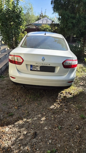 Renault Fluence2012, 1,6 benzina, 140000km ,proprietar - imagine 3