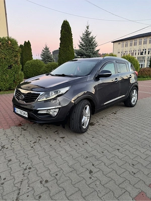 Kia Sportage 2.0 CRDi 136cp - imagine 9