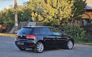 VW Golf 6 1.4 TSI Xenon Senzori Parcare Încălzire Scaune Parkassist Pilot Automat  - imagine 4