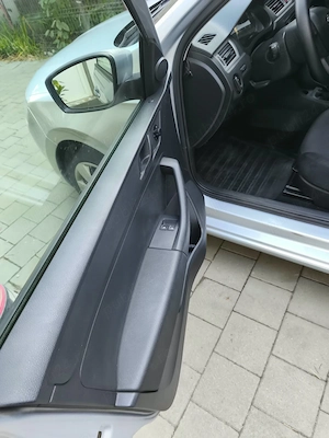 Skoda Rapid - imagine 4