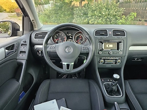VW Golf 6 1.4 TSI Xenon Senzori Parcare Încălzire Scaune Parkassist Pilot Automat  - imagine 14