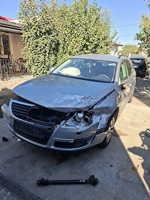 Dezmembrez passat b6 - imagine 2