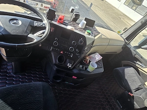 Vând Mercedes MP4 euro 6 - imagine 5