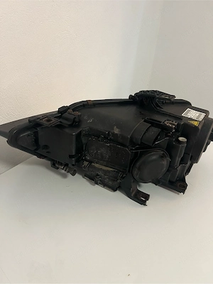 Far dreapta audi a4 B8.5 xenon led - imagine 2