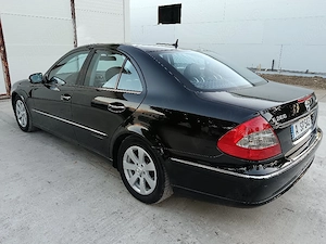 Mercedes E200 Kompressor. - imagine 5