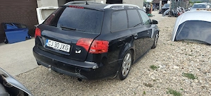 Dezmembrez Audi A4 B7 Kombi  - imagine 2