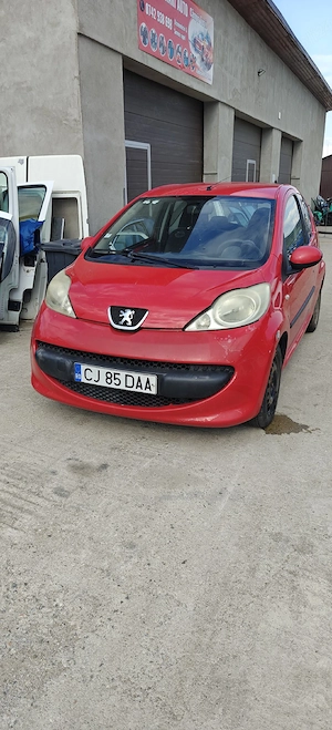Dezmembrez Peugeot 107  - imagine 5