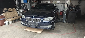 Dezmembrez BMW seria 5 F11  - imagine 2