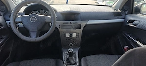 Dezmembrez Opel Astra H Variant - imagine 4