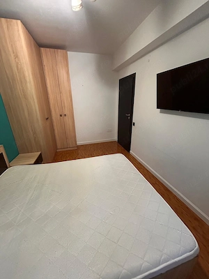 Proprietar: 2 camere, Bloc 2014 (Construcție Solidă), Parter Înalt, Str. Rezervelor 54   Mobilat - imagine 5