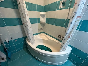Proprietar: 2 camere, Bloc 2014 (Construcție Solidă), Parter Înalt, Str. Rezervelor 54   Mobilat - imagine 10