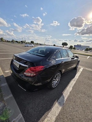 MERCEDES-BENZ C200 176 000 km, an 2016, benzina, in stare foarte buna - imagine 4