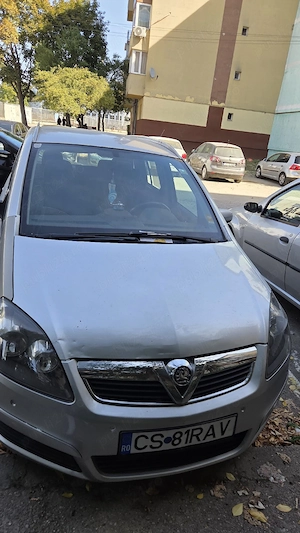 vand opel zafira B 19 - imagine 3