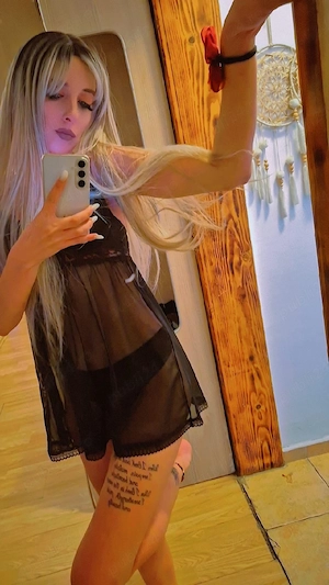 Lariss. Doar deplasari