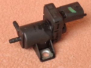 Electrovalvă vacuum   supapă agr pt.opel sau chevrolet  - imagine 3