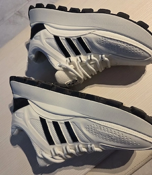 vand adidas 42.5 - imagine 3