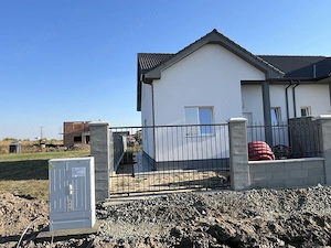 Inchiriez duplex Mosnita Noua