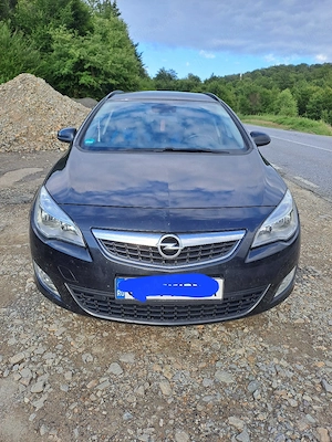 Opel astra J Sports Tourer 1.7cdti diesel an 2012 - imagine 5