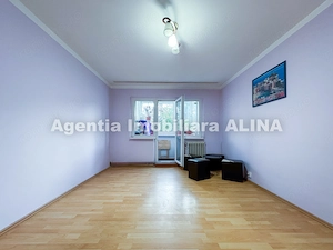 Ap. 3 camere in Mun. Deva, Jud. HD, str. Minerului, suprafata utila 48 mp + balcon de 2,30 mp.