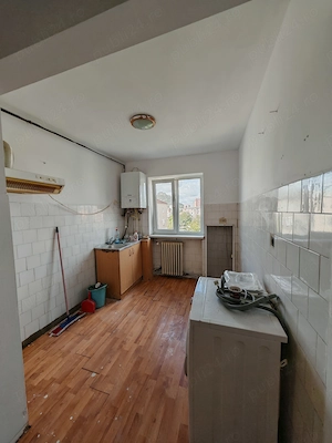 Apartament 2 camere decomandat, loc parcare cu copertină - imagine 3