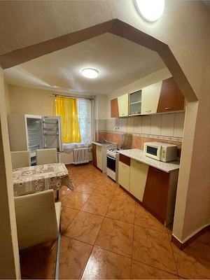 Apartament cu 2 camere, Oradea, Strada Lacul Roșu nr. 4. - imagine 5