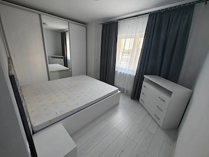 Închiriez apartament 3 camere + balcon la parter  în zona Kogălniceanu Sibiu (str. Partenie Cosma)  - imagine 2