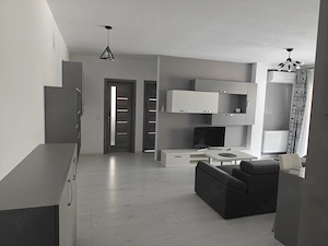 Închiriez apartament 3 camere + balcon la parter  în zona Kogălniceanu Sibiu (str. Partenie Cosma)  - imagine 9