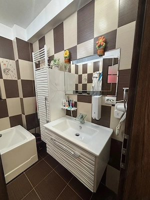 apartament 3 camere Floresti, cu gradinara si loc de parcare inclus - imagine 2