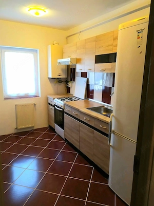 Apartament 2 camere de închiriat   zona Lenin 